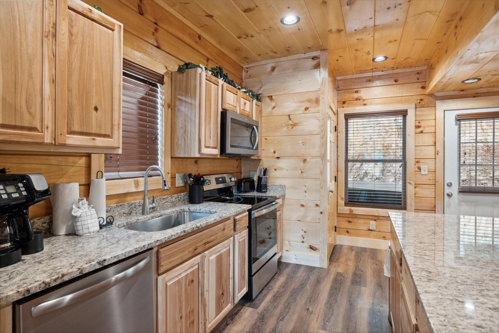 The 3 Bears Is A Newly Built 3 Bedroom Cabin Only 3 Minutes From The Parkway! Pigeon Forge Exteriér fotografie